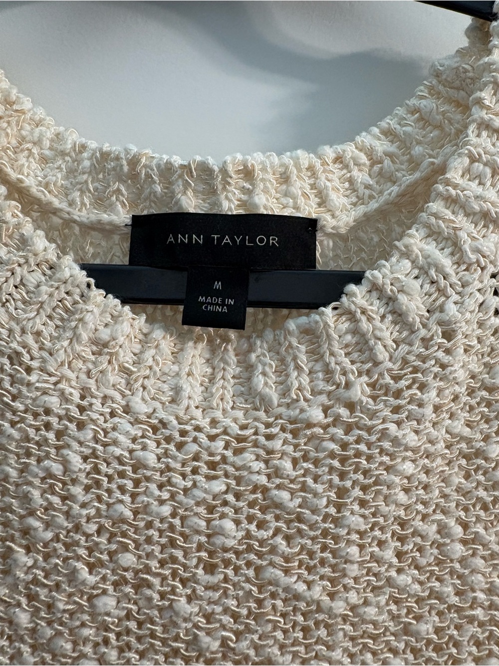 Ann Taylor Women’s Cream Sleeveless Fringe-Knit Top - Picture 3 of 4